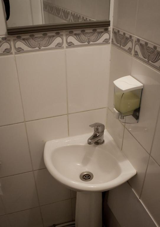 Fish Andrey Hostel Ντνιπροπετρόφσκ Εξωτερικό φωτογραφία